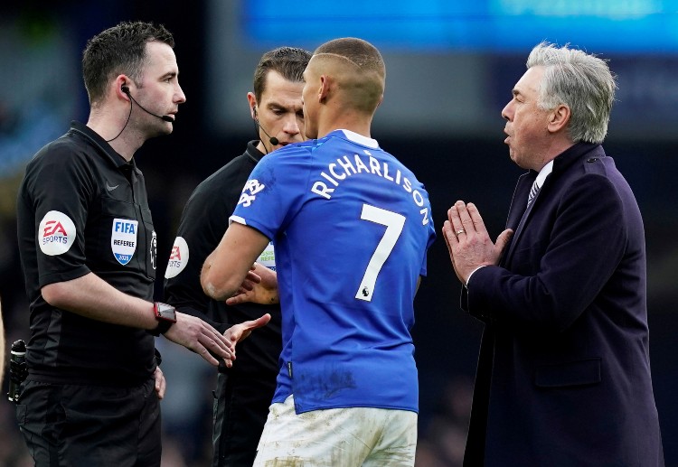 Premier League: Everton and Manchester United settles with a point each