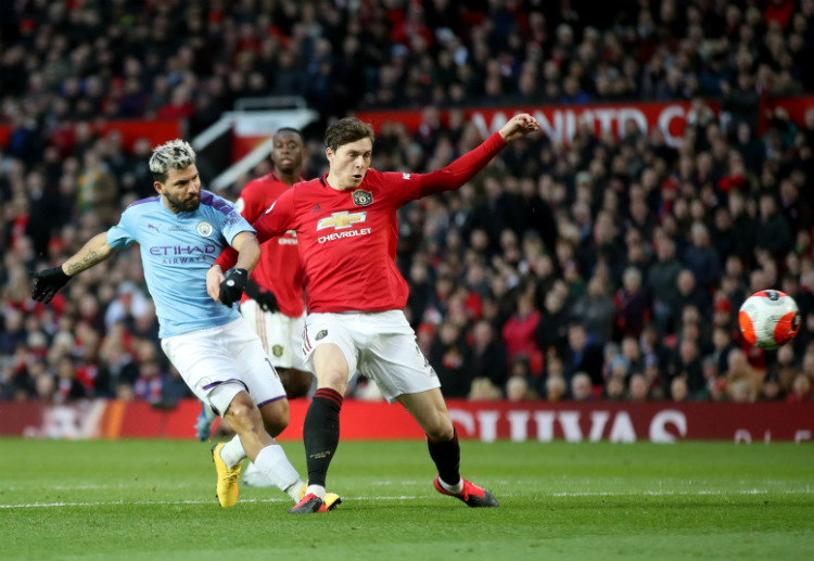 Premier League: Sergio Aguero tries for a goal against Manchester United but is ruled offside