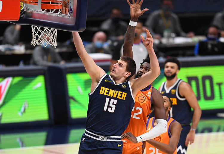 Nikola Jokic jadi sorotan di bursa taruhan basket NBA
