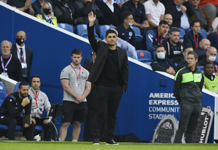 Watford trở lại thi đấu tại Premier League 2021/22 sau 1 năm xuống hạng.