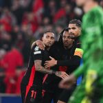 Barcelona đối đầu Benfica ở Champions League