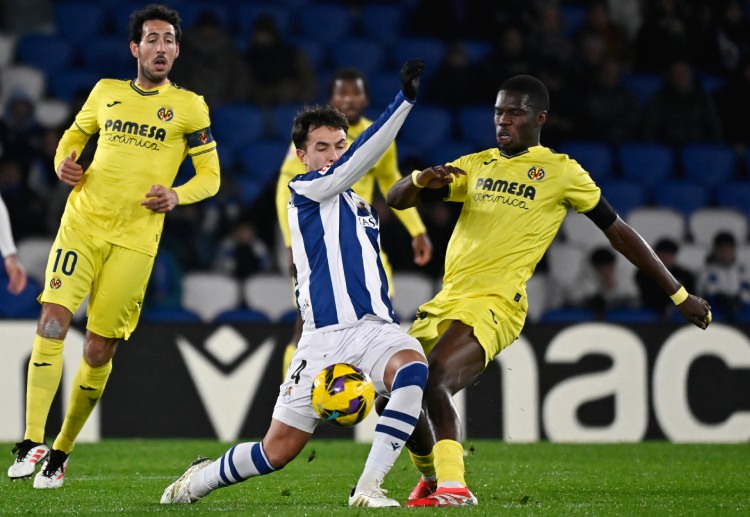 ဒါပေမယ့်လည်း လာလီဂါ ချန်ပီယံတွေဟာ လစ်ဗာပူးလ် တောင်ပံကစားသမား လူးဝစ္စ ဒီးယက်ဇ်ကို ခေါ်ယူချင်ရင်တော့ အသင်းမှာ ရှိတဲ့ အဓိက ကစားသမား တချို့ကို ရောင်းထုတ်သွားရဖို့ ရှိနေကြောင်း သိရပါတယ်။