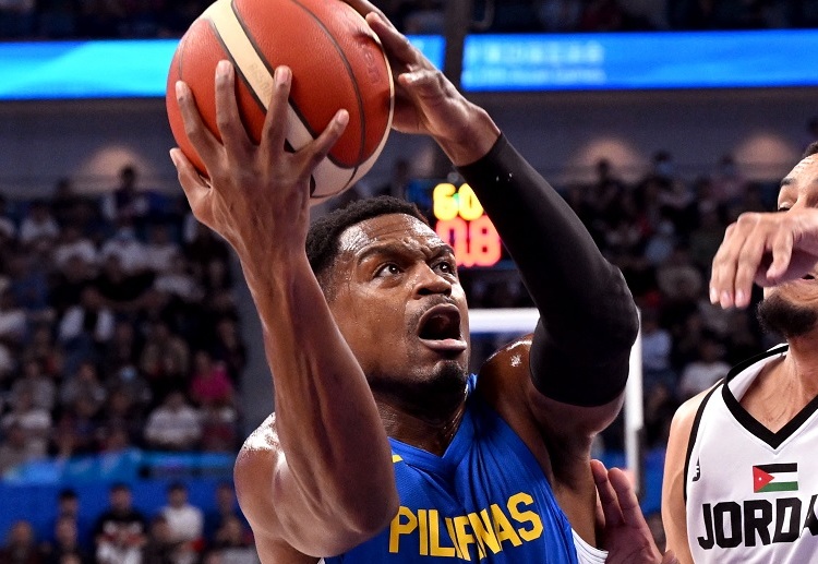Justin Brownlee has scored 29 points in the Philippines' crucial FIBA Asia Cup play-off match against Saudi Arabia