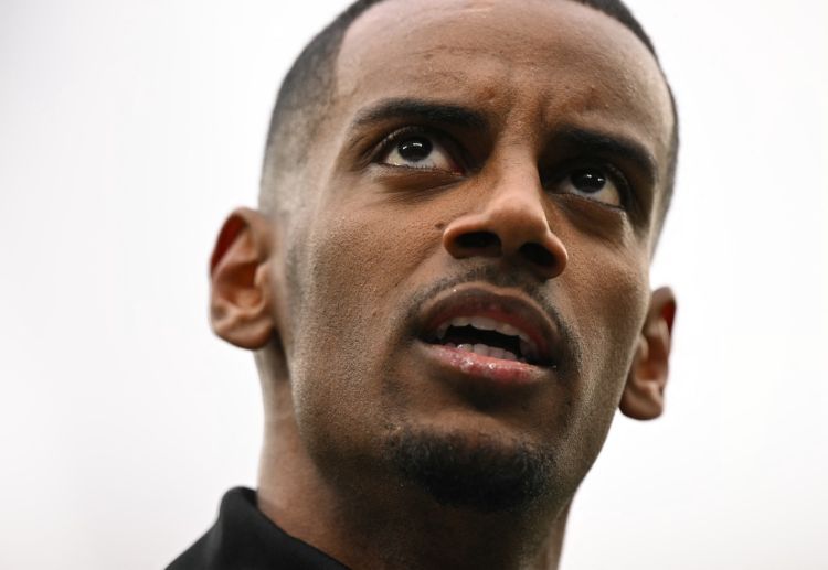 Premier League: Alexander Isak joins Liverpool from Newcastle United