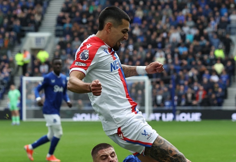 လာလီဂါ ထိပ်သီး ဘာစီလိုနာ ကတော့ ခရစ္စတယ်ပဲလေ့စ် ညာနောက်ခံလူ ဒန်နီရယ် မူနော့ဇ်ကို ယူရို ၃၀ သန်း (ပေါင် ၂၆.၂ သန်း၊ ဒေါ်လာ ၃၄.၉ သန်း) နဲ့ ကမ်းလှမ်းခဲ့ကြောင်း Fichajes က ဖော်ပြပါတယ်။