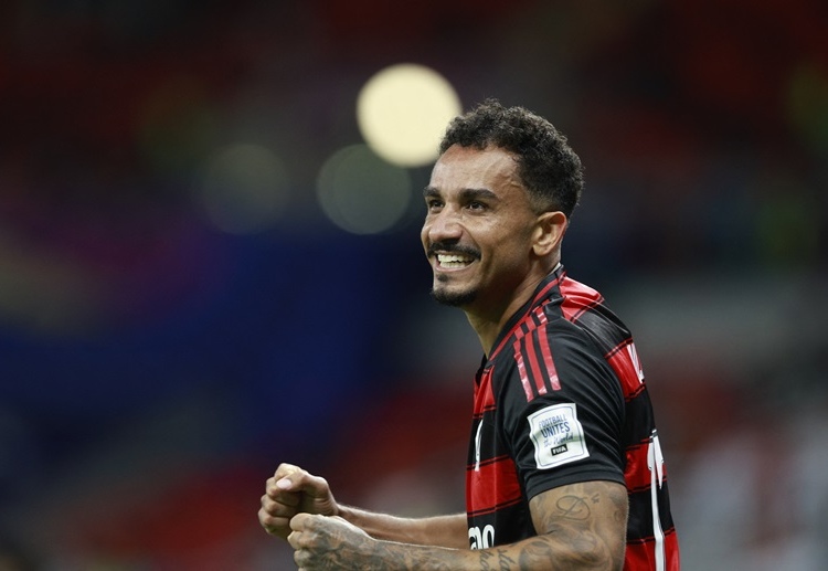 洲际杯  弗拉门戈在挑战者杯中凭借莱奥·佩雷拉与达尼洛的进球，2比0战胜金字塔队，挺进决赛。